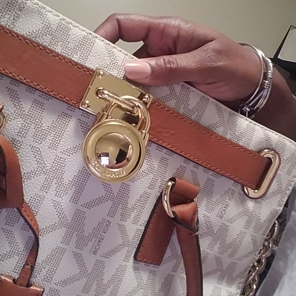 Michael Kors Hamilton NWOT - Picture 3 of 8